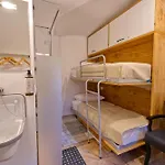 Apartment Econte Near Old Town