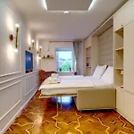Apartment Econte Near Old Town Laibach