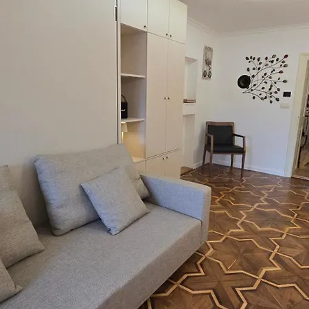 Econte Near Old Town * リュブリャナ