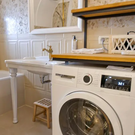 Econte Near Old Town 아파트 류블랴나