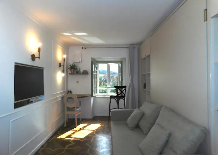 Econte Near Old Town * Любляна