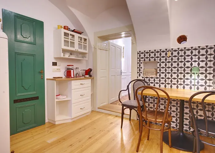 Апартаменты Econte Near Old Town